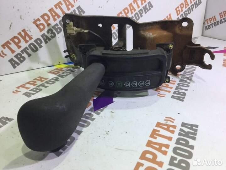 Мицубиси Селектор переключения передач