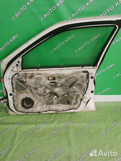 Дверь передняя правая Nissan Sunny