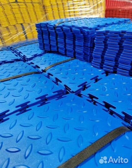 Модульная плитка пвх в спорт зал