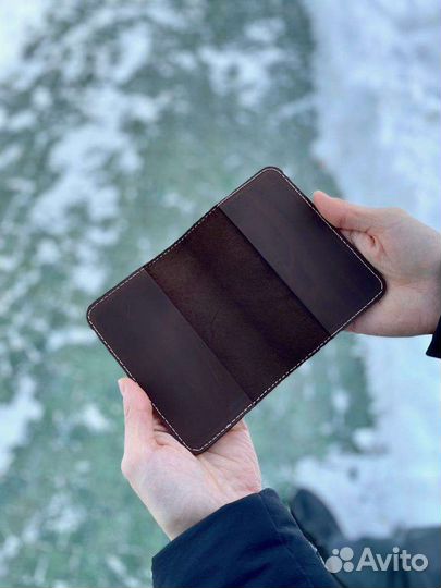 Обложка на паспорт из натуральной кожи коричневая