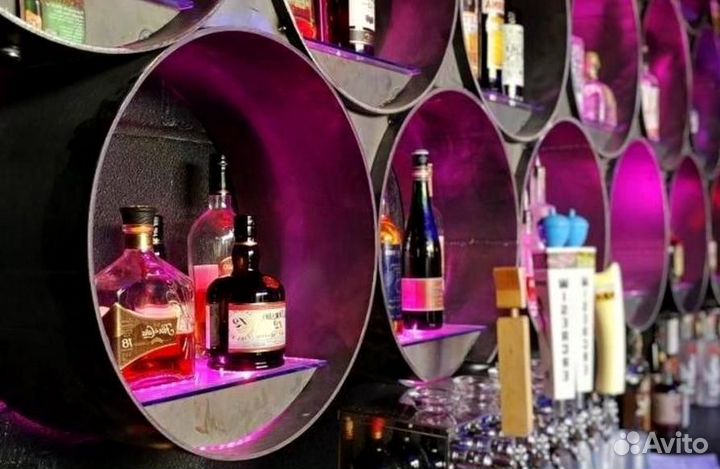 Бар в оживленном месте. Готовый бизнес