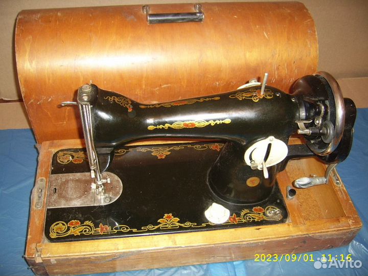 Швейные машинки ручные СССР