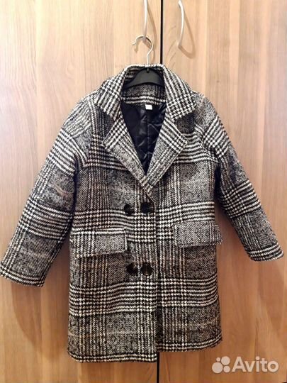 Пальто демисезонное на девочку, рост 116-122
