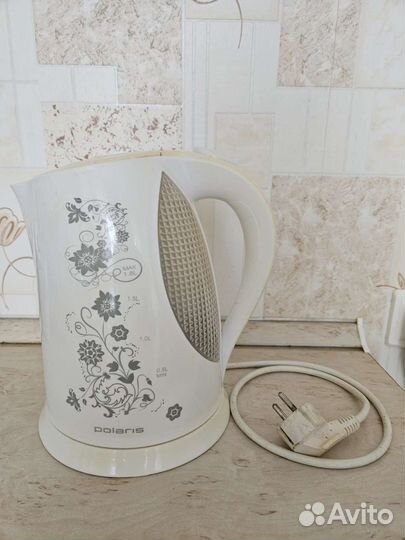 Чайник электрический polaris