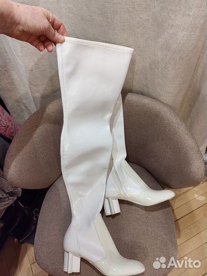 Новые белые ботфорты р. 37