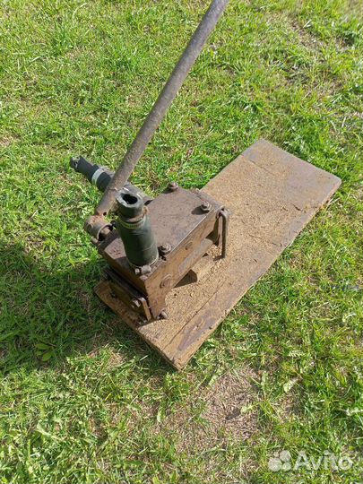 Насос ручной СССР