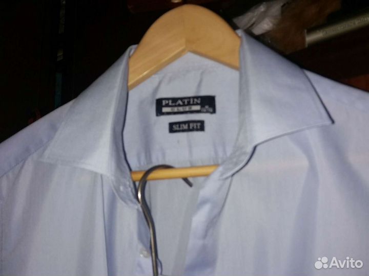 Рубашки голубые