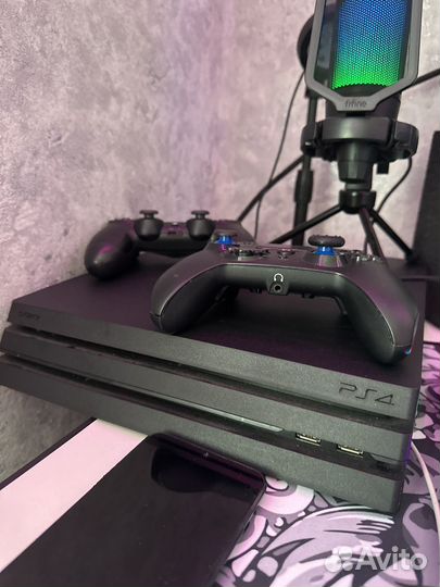 Sony PS4 pro 1tb 2 геймпада
