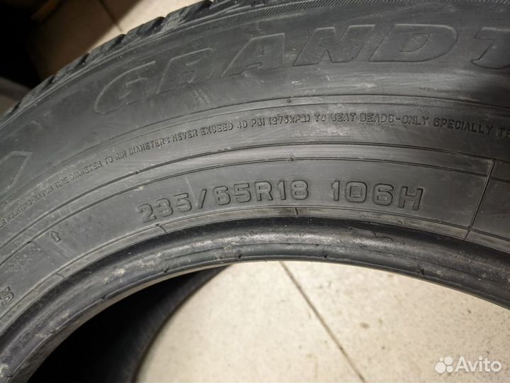 Dunlop Grandtrek PT2 235/65 R18 106T