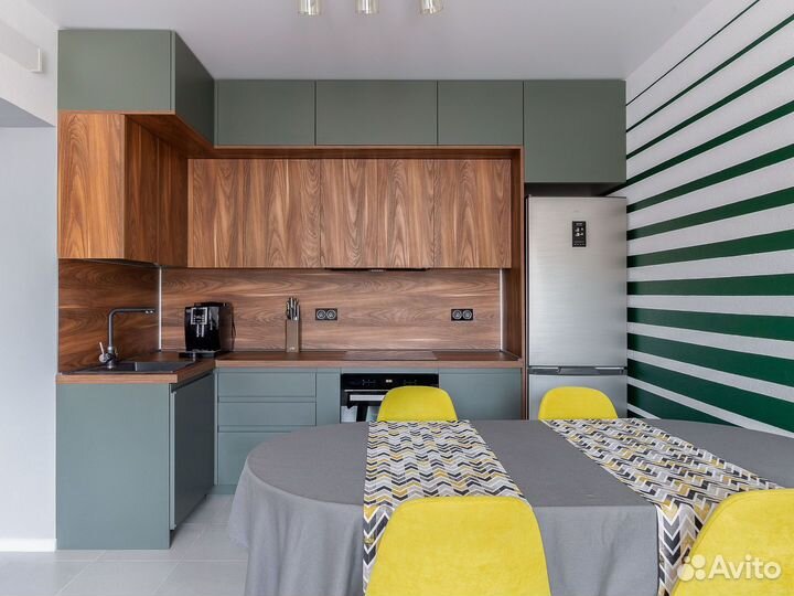 Кухня с антресолями под проект под потолок