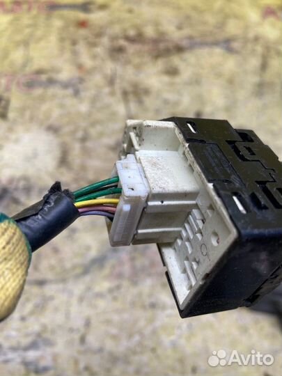 Блок управления зеркалом Kia Sportage SL G4KD 2013