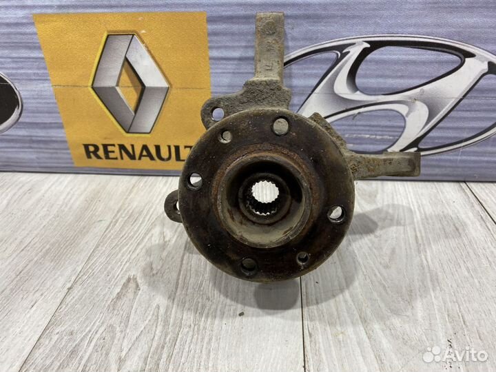 Кулак поворотный Цапфа Ступица в сборе Renault meg