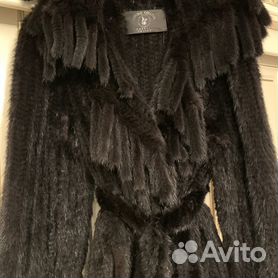 Шуба из вязаной норки черного цвета