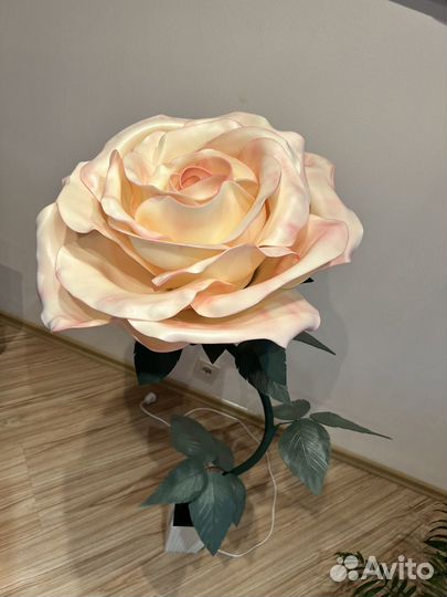 Торшер напольный