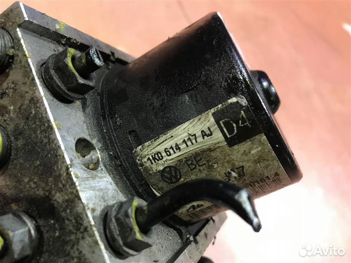 Блок ABS Шкода Октавиа 1Z (2008 - 2013 )