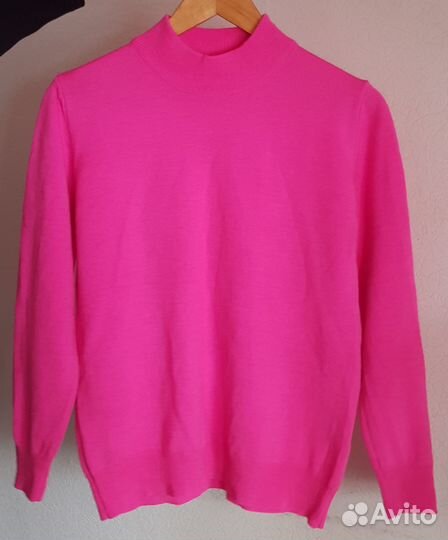 Джемпер ярко-розовый шерсть