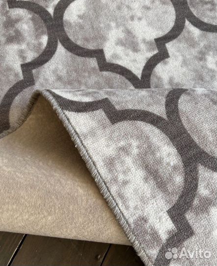 Ковёр новый 2х3м