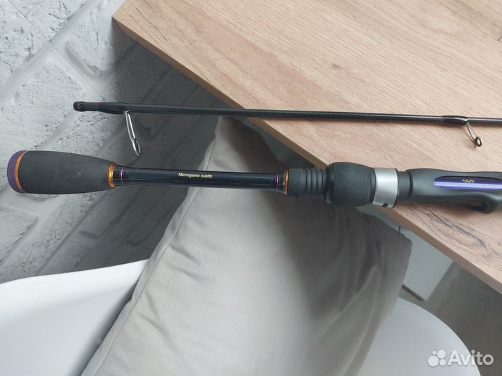 Спиннинг Pontoon21 Grace Sonda GS712UL