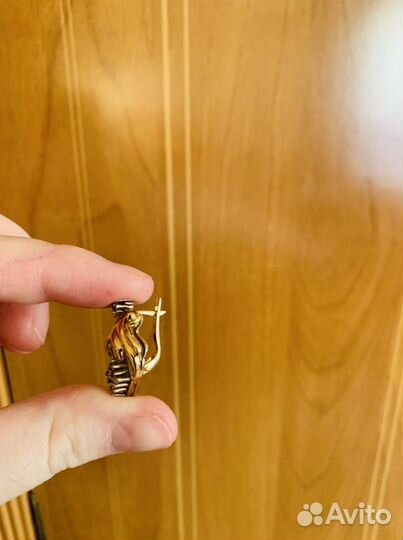 Комплект с бриллиантами