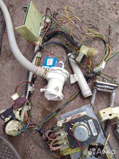 Запчасти на стиральную машину