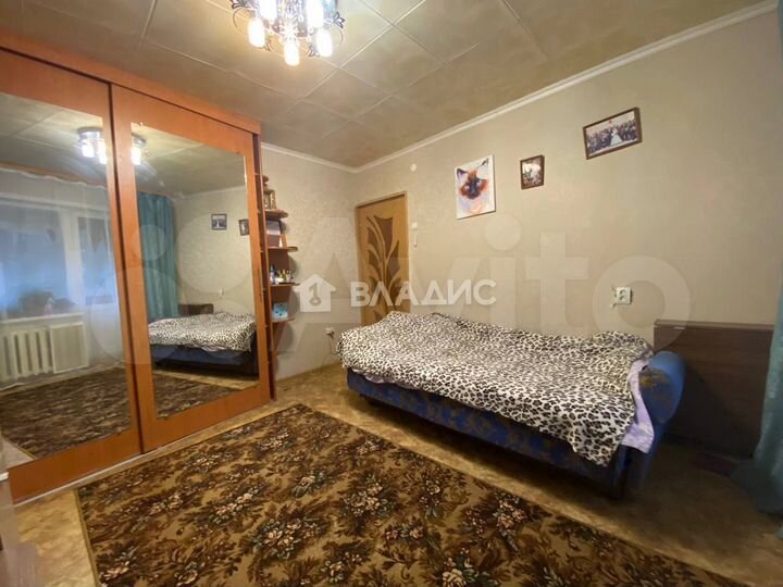 2-к. квартира, 40 м², 3/5 эт.