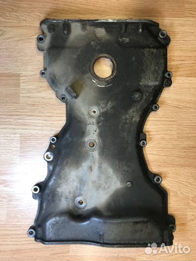 Крышка цепи грм Lancer 10 Лобовина двигателя