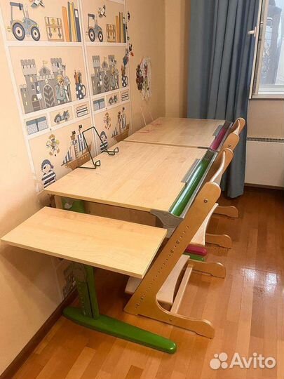 Растущая парта Дэми