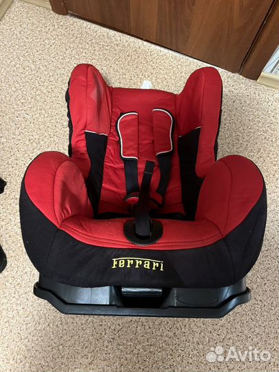 Детское кресло ferrari