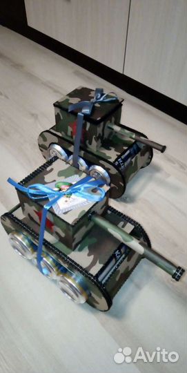 Букеты из носочков, юмористические подарки для муж