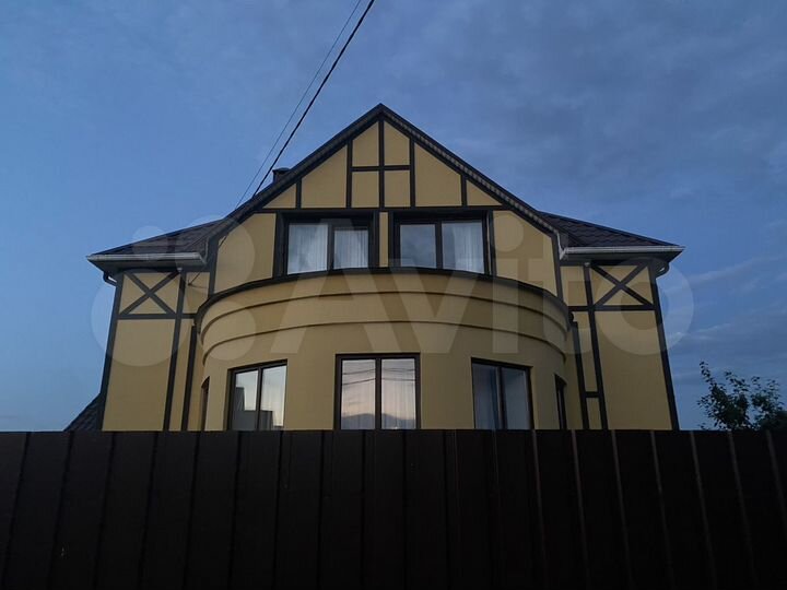 Дом 178 м² на участке 11 сот.