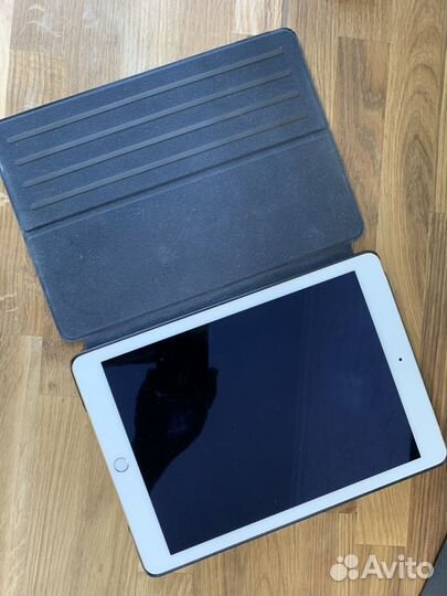 iPad air 2 128gb SIM + SMART Case