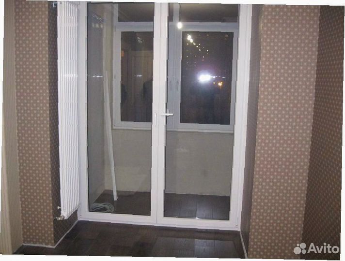 Дверь на балкон