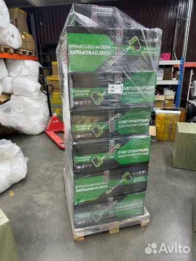 Снегоуборщик аккумуляторный