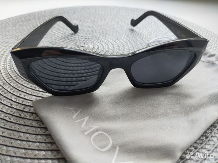 Солнцезащитные очки женские