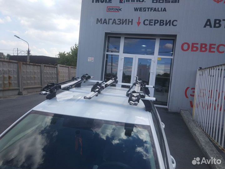 Багажник велокрепление на крышу Toyota Isis XM10 R