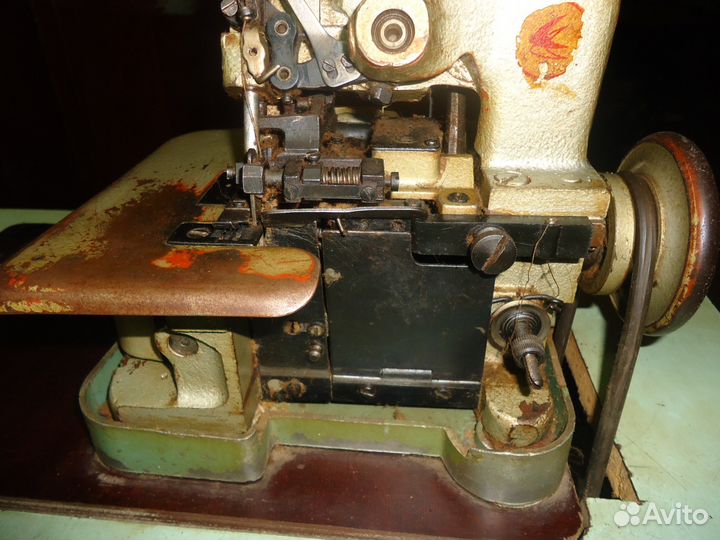 Оверллг 22 класс 3х ниточный 220 вольт