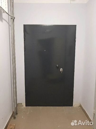 Дверь в тамбур