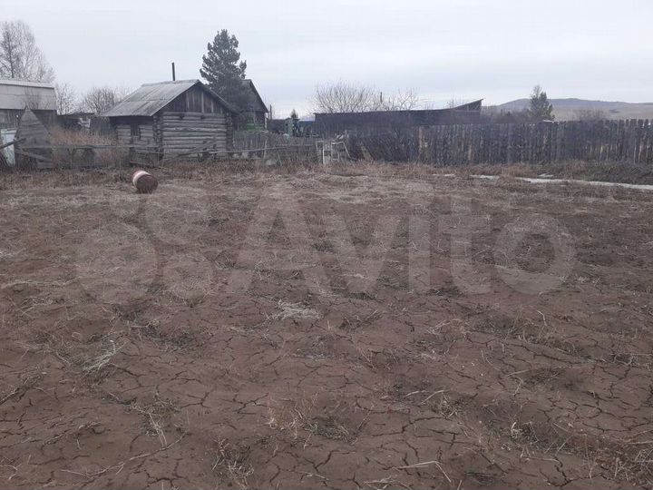 Дом 25 м² на участке 10 сот.