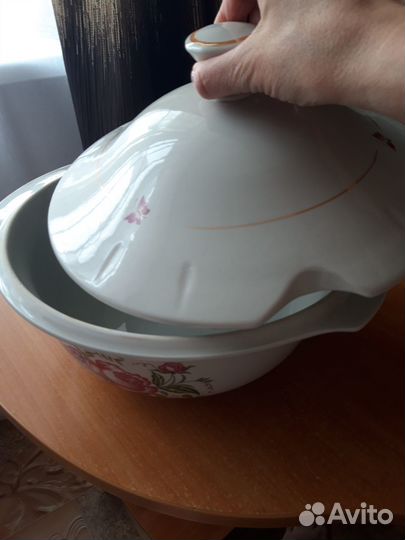 Фарфоровая супница СССР