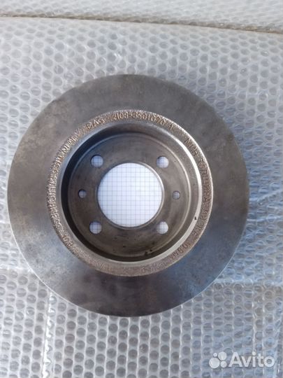 Диск тормозной передний