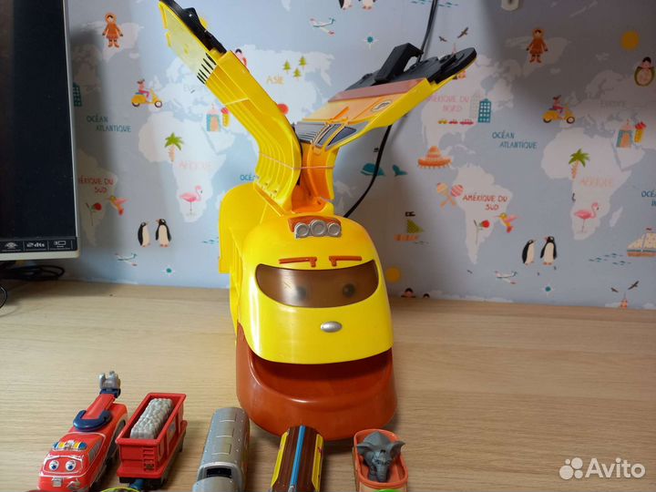 Чаггингтон кейс для хранения паровозиков