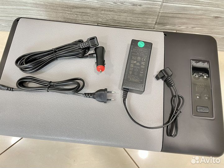 Автохолодильник Alpicool c15 компрессорный