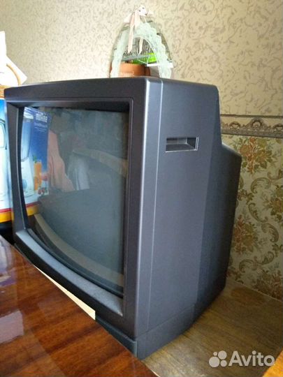 Продается телевизор марки Санье.Япония.Оригинал