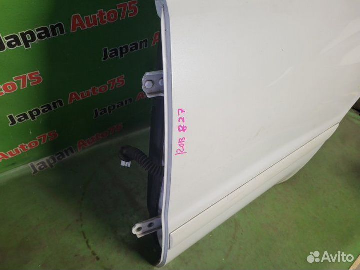 Дверь боковая задняя левая Toyota Kluger ACU25