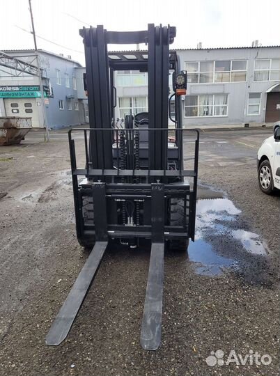 Вилочный погрузчик TRF D15-4I