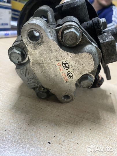 Насос Гура Hyundai Tucson 2.0 D4EA