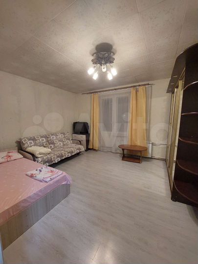 Комната 18 м² в 3-к., 8/8 эт.