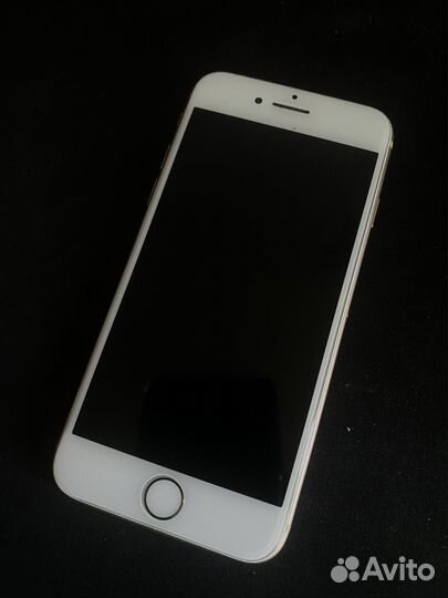 iPhone 8, 64 ГБ