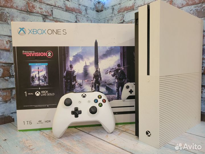 Xbox one s 1tb с играми