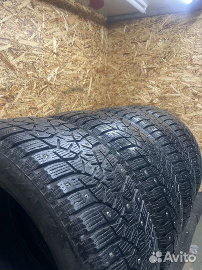 Bridgestone Blizzak Spike-02 205/55 R16 91T